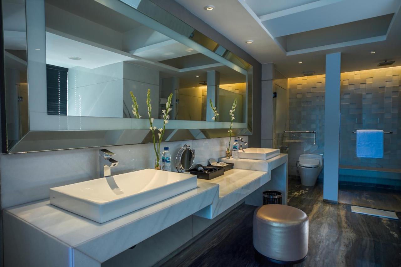 Artotel Ts Suites Surabaja Exteriér fotografie